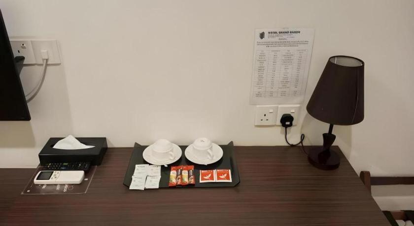 호텔 그랜드 바론 타이핑 외부 사진
